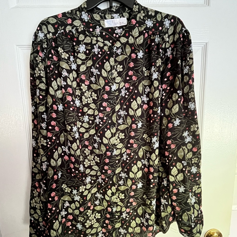 Time and Tru floral blouse